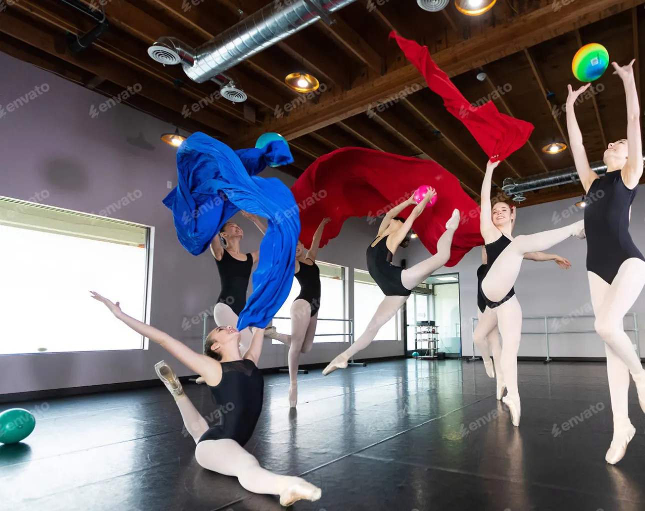 Set Dancing Group Benefits of Hiring a Dance Group vs Solo Performer