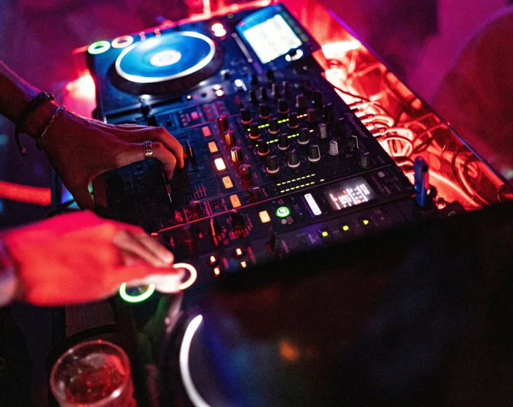 wedding dj checklist