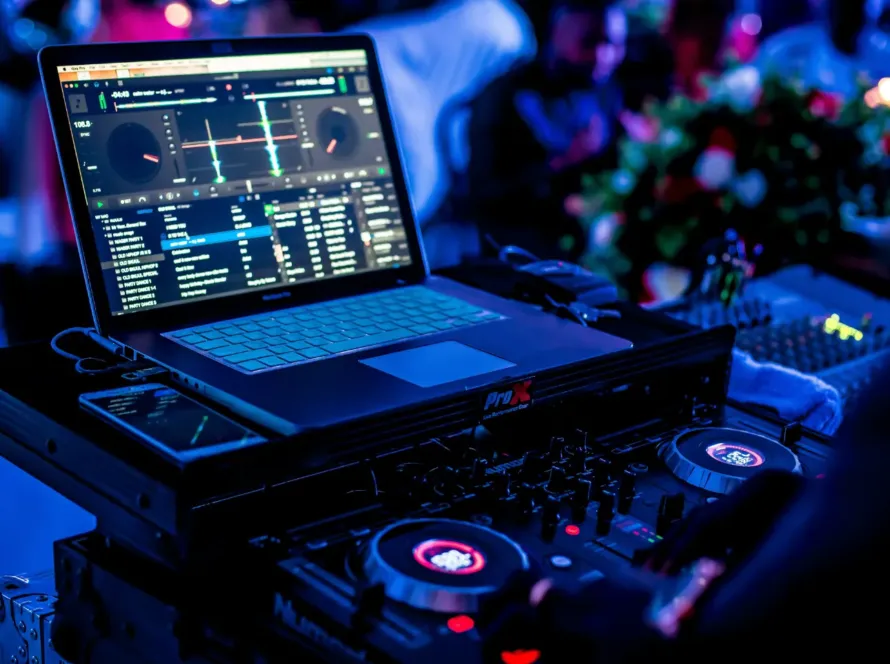 wedding planning music tips