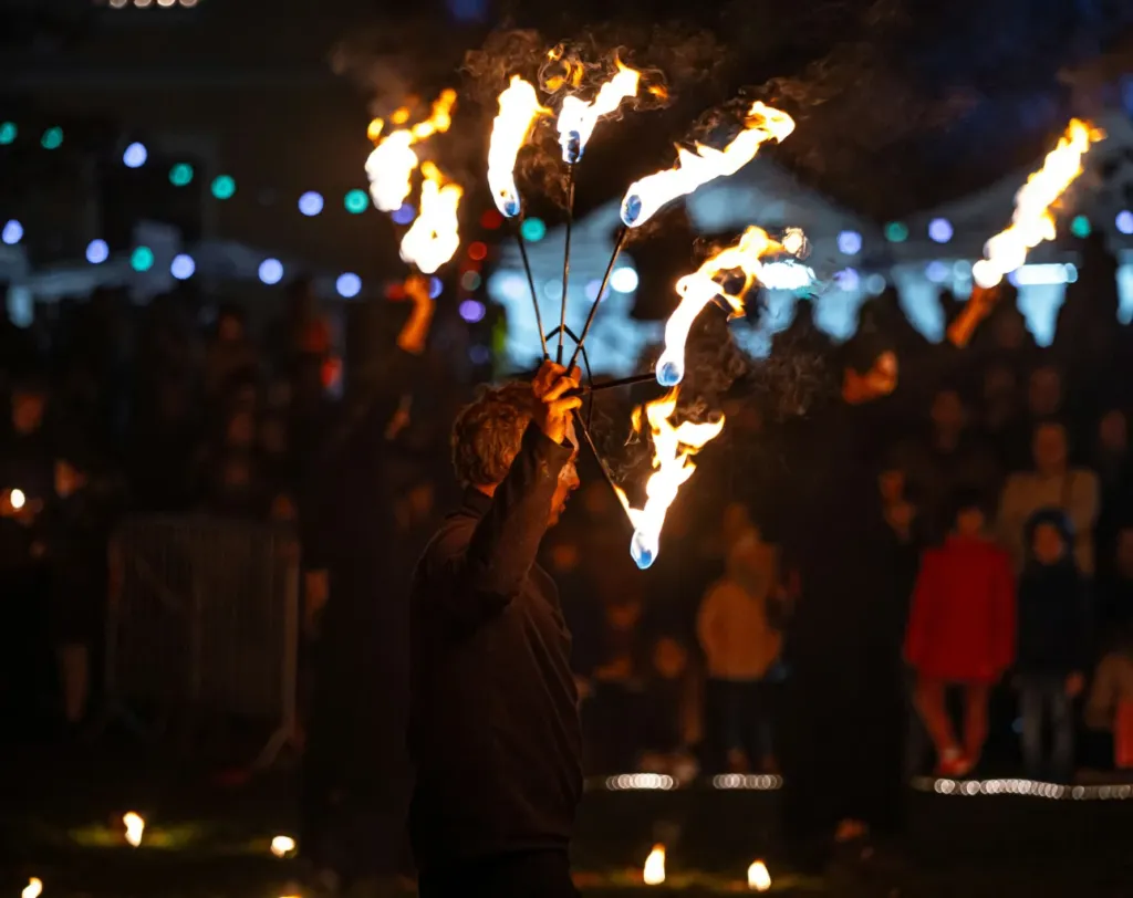 Dubai fire dancer entertainment