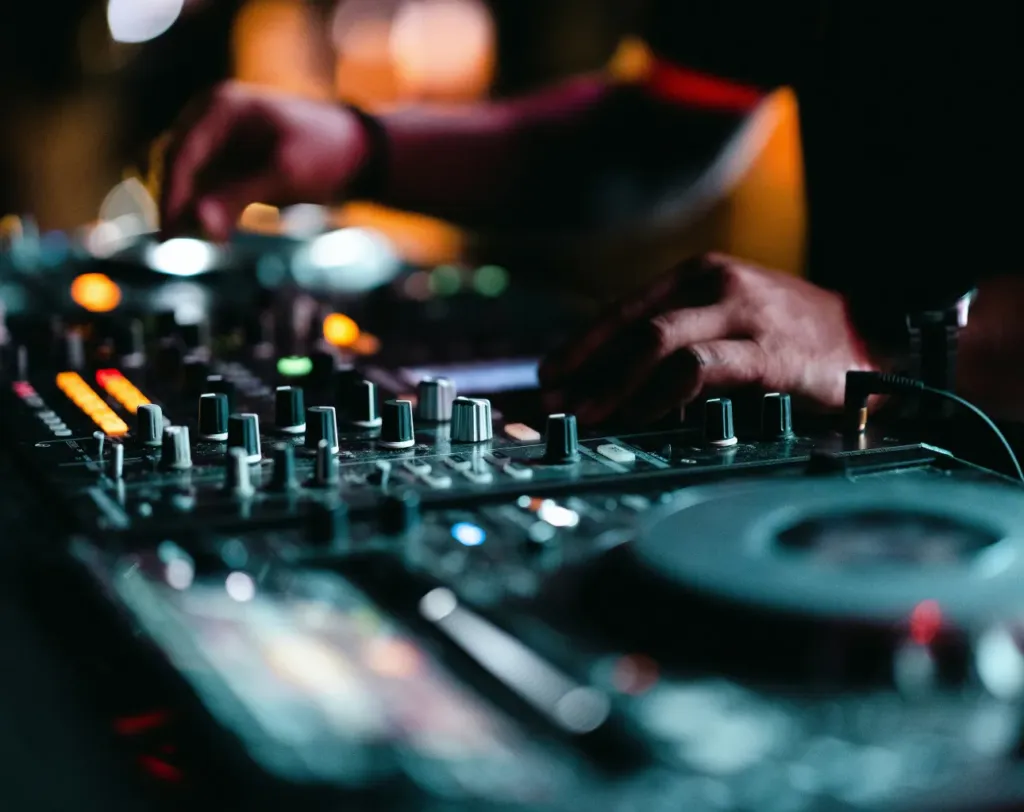 live DJ for events