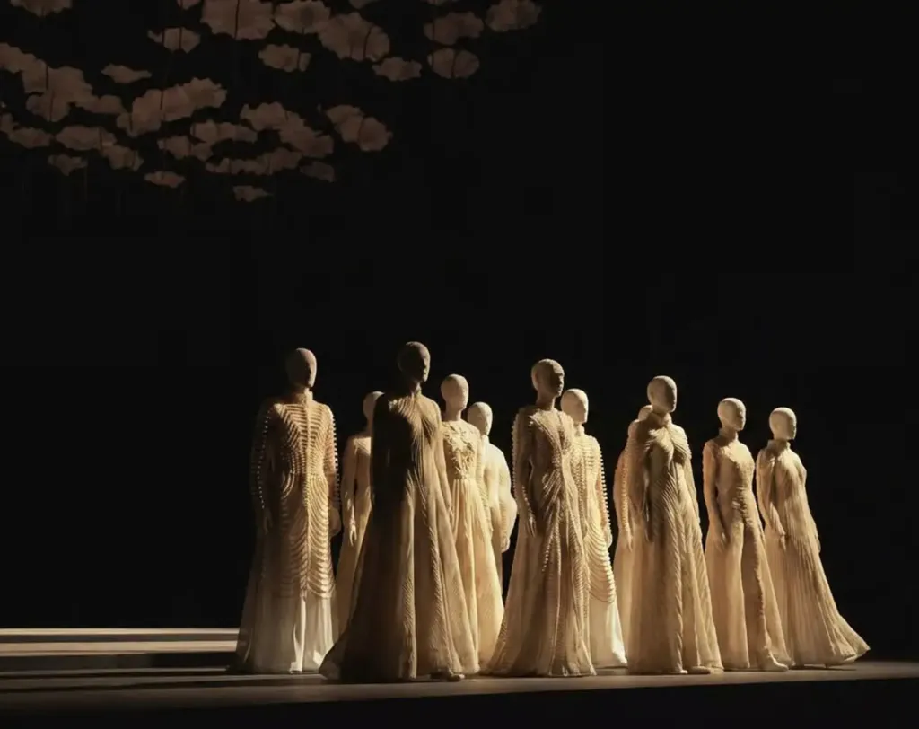 Acoustic design of Someone’s Stage