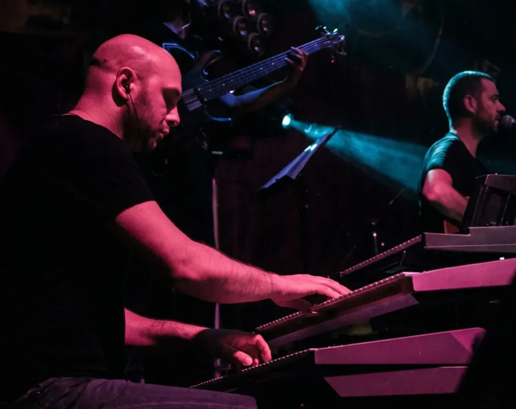 Can Atac - Pianist In Dubai - Mystic Family 8