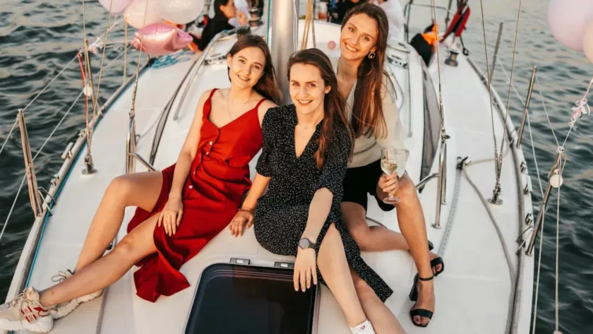 private yacht party Dubai,