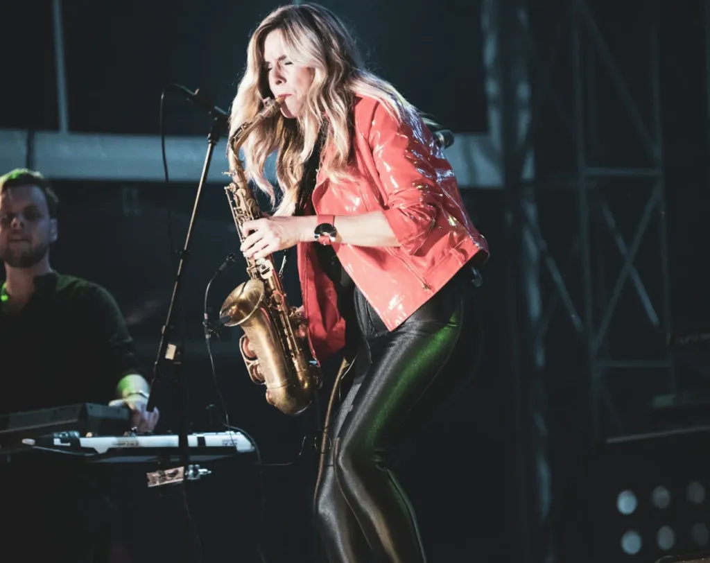 live saxophone music